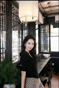 洛阳林依晨